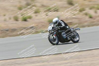 media/Apr-20-2025-AHRMA (Sun) [[393a79c373]]/Race/Group 4/Turn 4b/